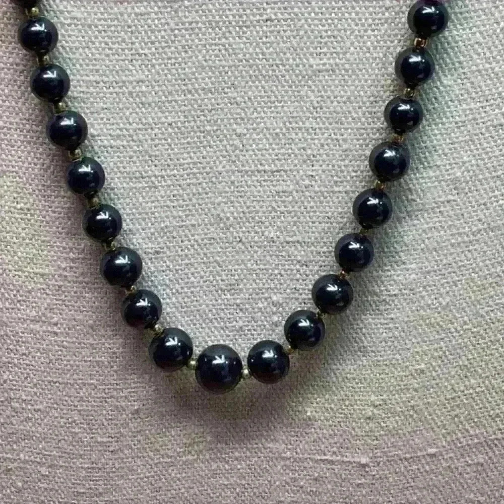 Vintage Marvella Black Glass Beaded Necklace with Gold - Picture 2 of 5
